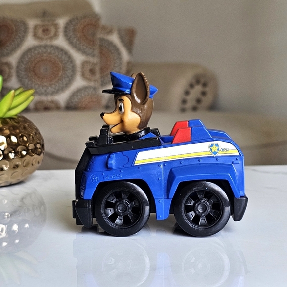 Spin Master Paw Patrol Rescue Racer Chase Dog Police Car Fixed Figure - Picture 2 of 11